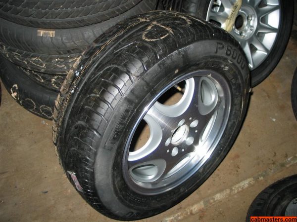 Mercedes Alloy wheel & Pirelli P6000 235 60 ZR 100W