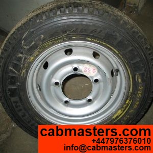 Michelin Agilis 225 70 R15 with steel rim
