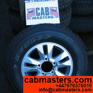 land cruiser v8 wheels and tyres