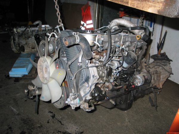 toyota landcruiser 12 valve engines gearboxes 017