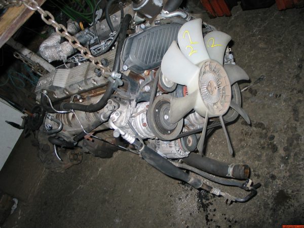 toyota landcruiser 12 valve engines gearboxes 021