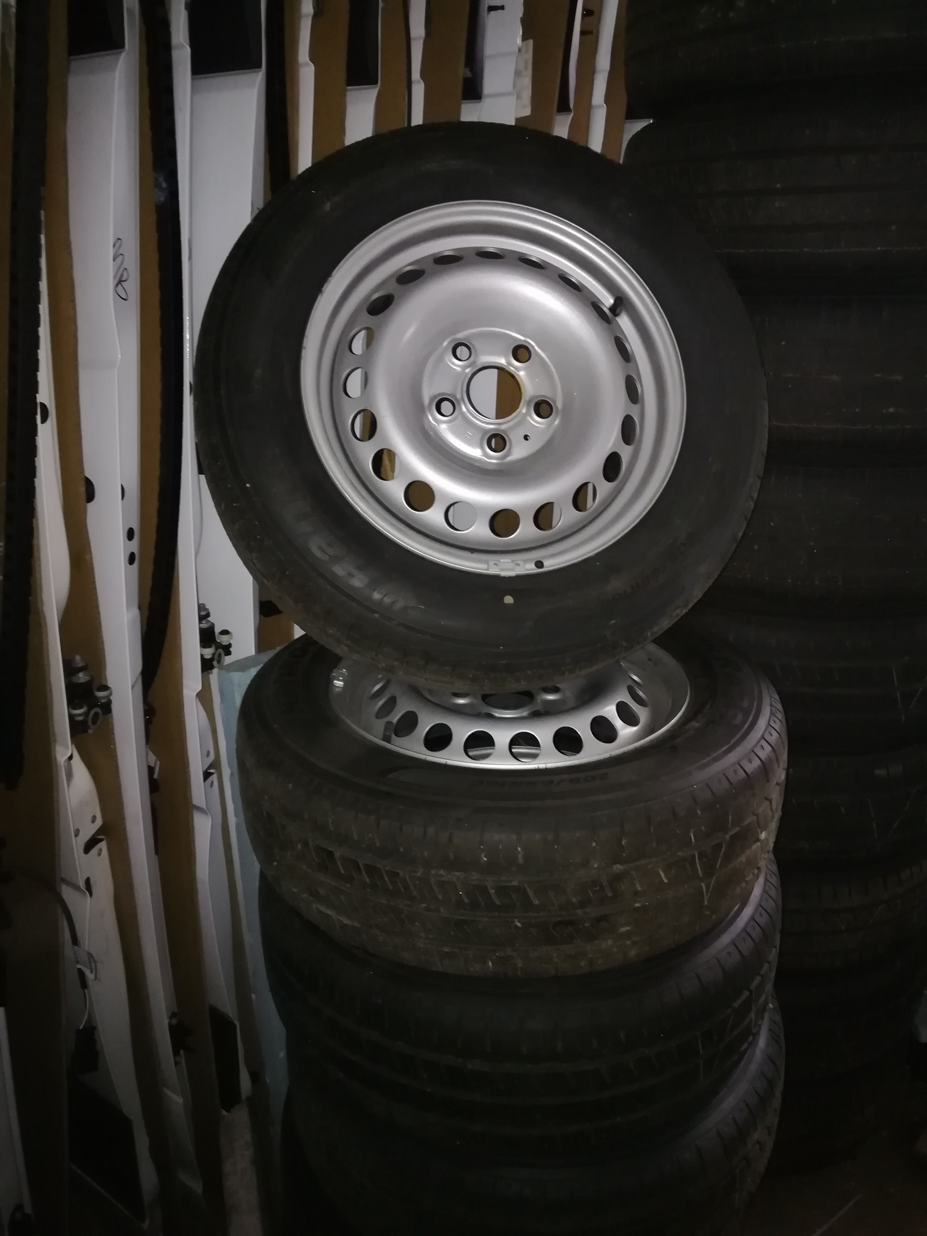 vw wheels tyres