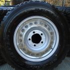 Toyota Land Cruiser 17 inch steel ‘Pepper Pot’ Single wheel and tyre